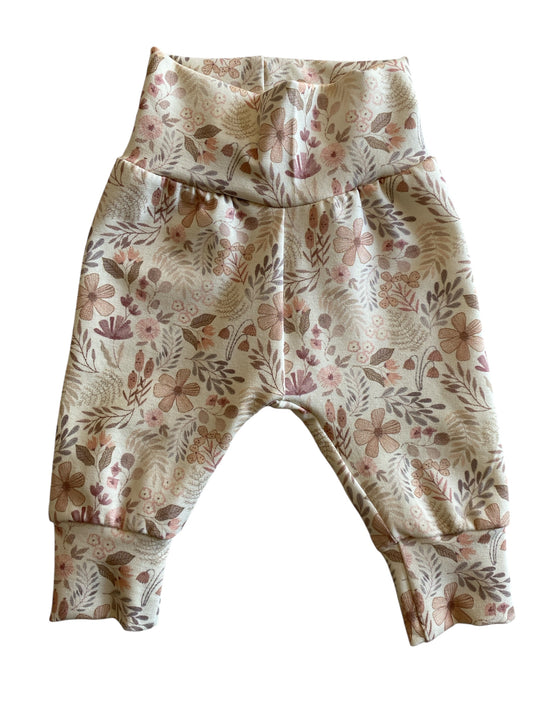 Newborn broekje | Lina bloemen