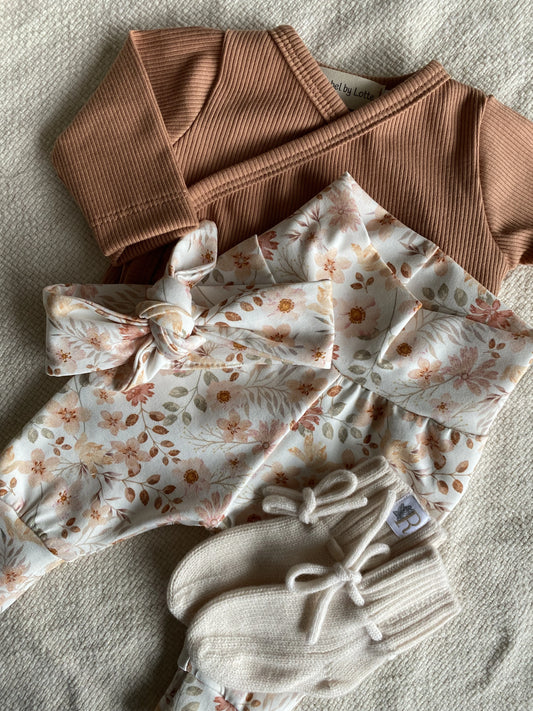 Newborn broekje | Sofia bloemen