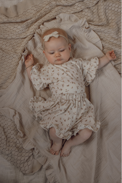 Shirtje met ruffles Mae