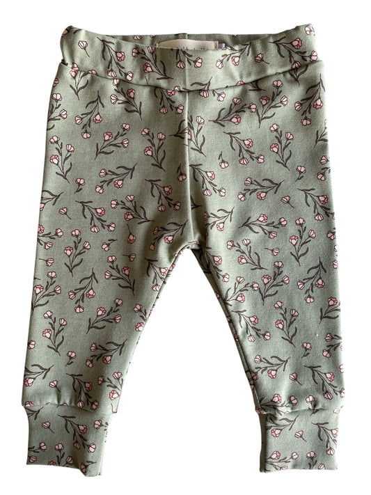 Meisjes babybroekje takjes met bloemen groen