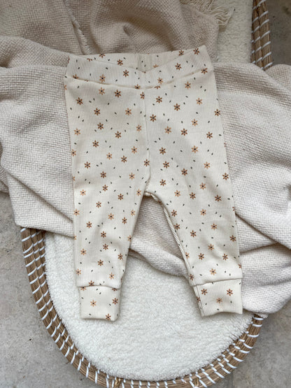 Newborn broekje | Jinthe bloemen