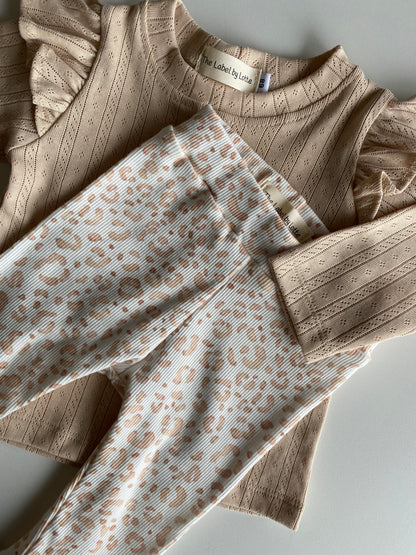 Meisjes T-shirt met ruffletje pointelle beige