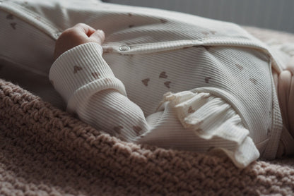 Meisjes boxpakje Lia hartjesprint beige ribstof