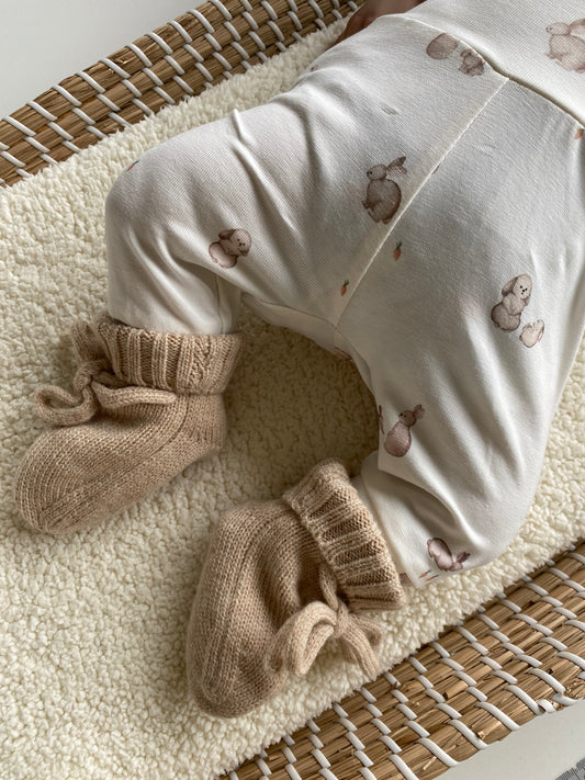 Newborn broekje Noah konijntjes beige/zand