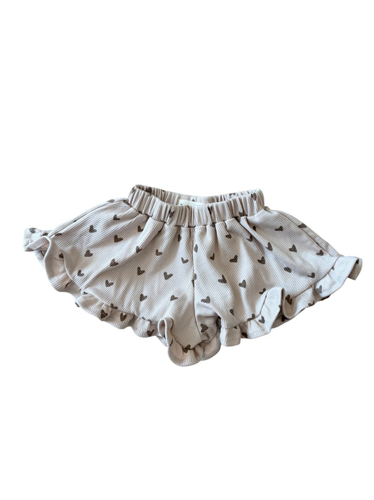 Shortje met ruffles Zoe