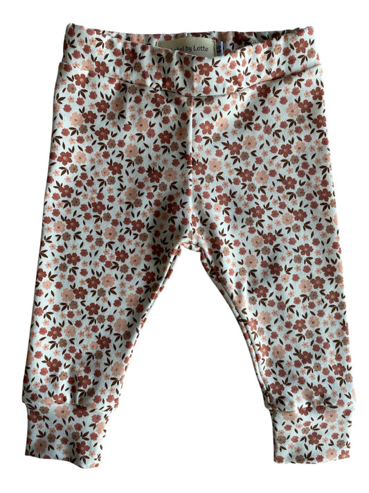 Meisjes babybroekje bloemenprint roest offwhite