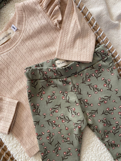 Meisjes babybroekje takjes met bloemen groen