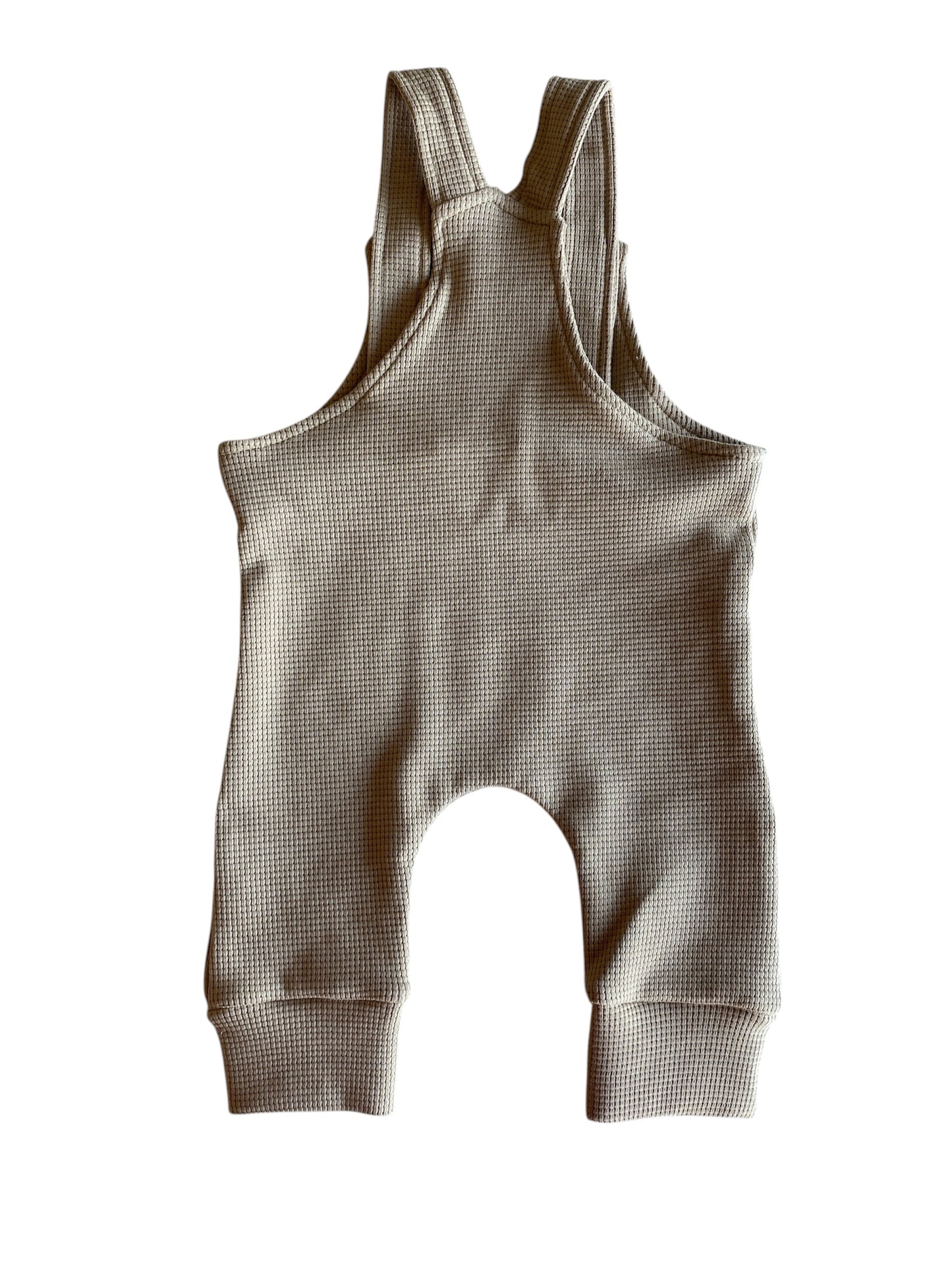 Uniseks baby tuinbroekje wafelkatoen donkerbeige – verstelbare salopette