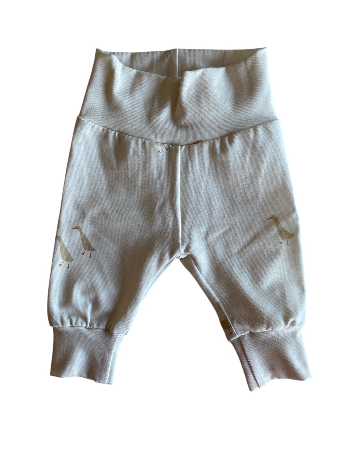 Uniseks newborn broekje gansjesprint beige – The Label by Lotte
