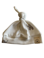 Newborn jongens knoopmutsje olifantjesprint beige