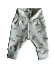 Uniseks newborn broekje egeltjesprint offwhite beige