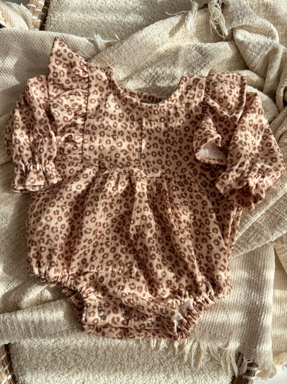 Playsuit/Romper met ruffle en panterprint Kate