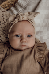 Meisjes haarbandje Zoe hartjesprint beige